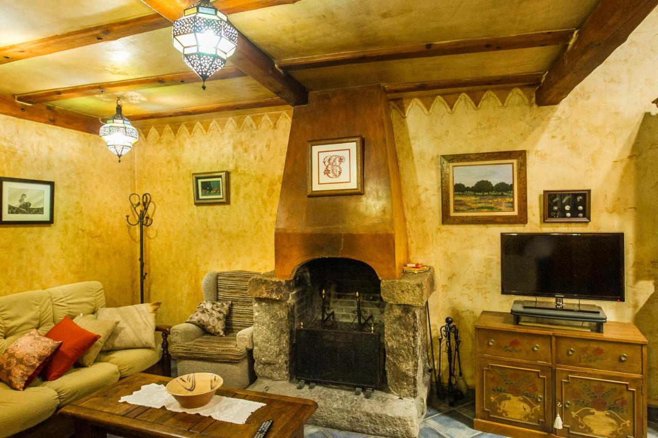 Casa Rural El Cartero Carpio de Azaba ภายนอก รูปภาพ